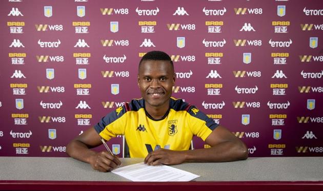 МБВАВНА САМАТТА, ФОТО ФК АСТОН ВИЛЛА