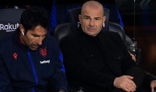 ПАКО ЛОПЕС, ФОТО LALIGA.ES