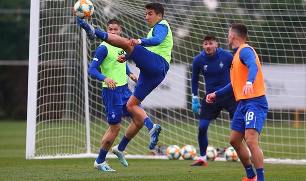 Карлос Де Пена, ФК Динамо