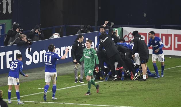 Шальке - Герта, twitter.com/s04 