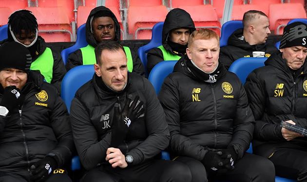 Марьян Швед (третий слева во втором ряду) начал матч в запасе, фото ФК Селтик