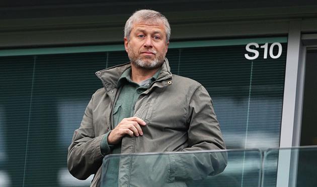 Хозяин Челси Роман Абрамович раньше тратил на трансферы, а теперь зарабатывает, Getty Images