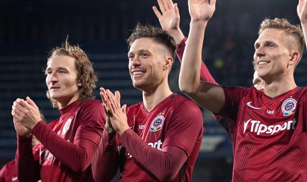 Вацлав Кадлец (в центре), фото Спарта