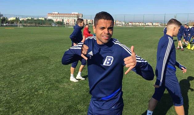 Лукас Де Оливейра Кунья, ФК Балканы