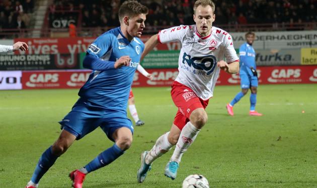 Евгений Макаренко (справа), Кортрейк