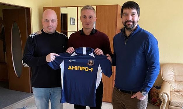 александр сваток (по центру), фото ск днепр-1