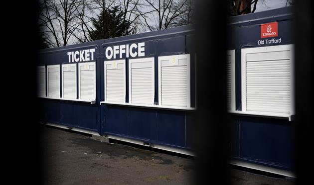 Закрытые кассы Олд Траффорд, getty images