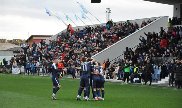 Минай и его болельщики, instagram.com/minaj_footballclub