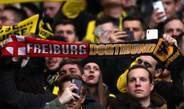 Как Бундеслига борется с пандемией: Ультрас, клубы, игроки и ненавистный президент