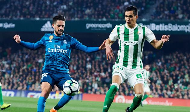 Аисса Манди (справа), getty images