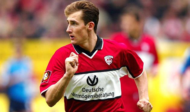 Клозе, защищающий цвета Кайзерслаeтерна, getty images