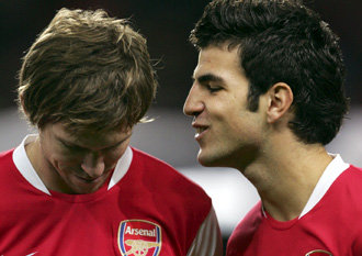 Какие конфликты? Сейчас поцелуемся :)