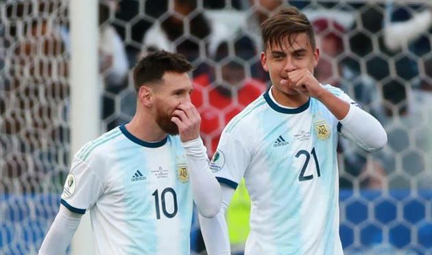 Лионель Месси и Пауло Дибала, Getty Images