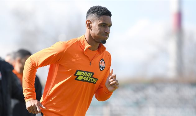 Тете, ФК Шахтер 