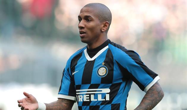 Интер продлит контракт с Янгом на один сезон