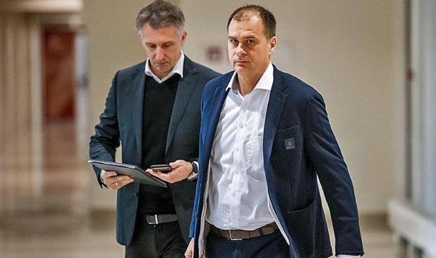 Клаус Филбри и спортивный директор Вердера Франк Бауманн, фото Bild