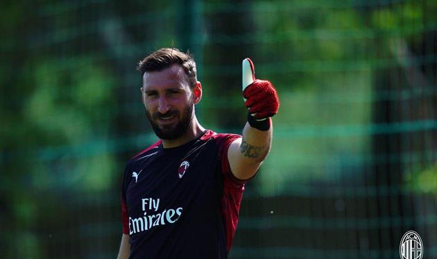 Фото ФК Милан