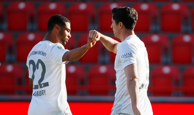 Гнабри и Левандовски, getty images