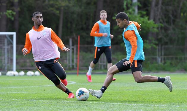 Фото ФК Шахтер