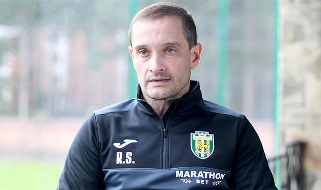 Роман Санжар, ФК Карпаты