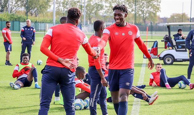 Аксель Дисаси (справа), фото Реймс