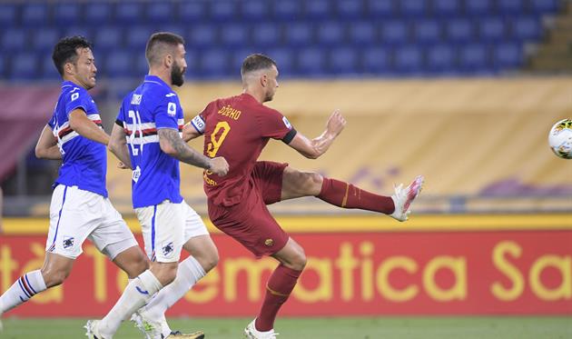 Эдин Джеко в моменте с первым голом, Фото ФК Рома