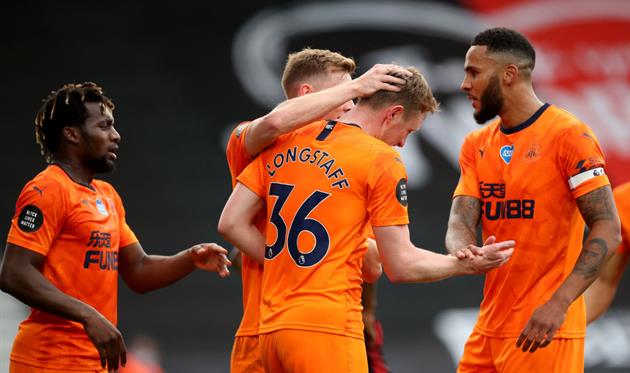 Радость игроков Ньюкасла, getty images