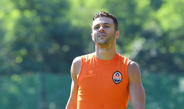 Каштру позволил уйти в отпуск троим игрокам основы Шахтера