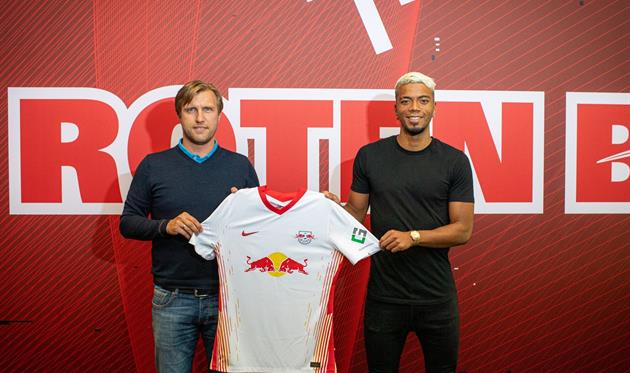 Беньямин Хенрихс (справа), dierotenbullen.com