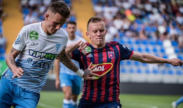 Иван Петряк (справа), фото МОЛ Фехервар