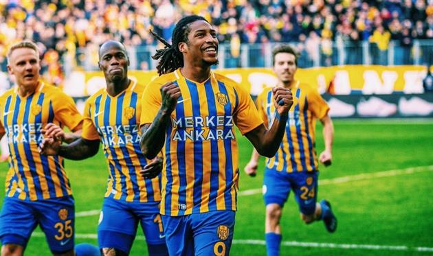 Жерсон Родригес, A Spor