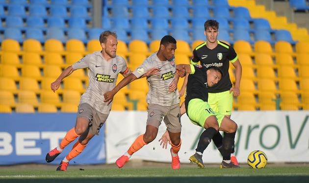 Сергей Болбат (слева), ФК Шахтер