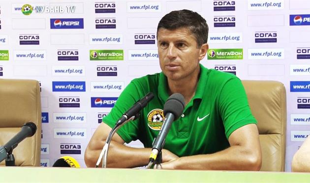 Эмил Карас, YouTube