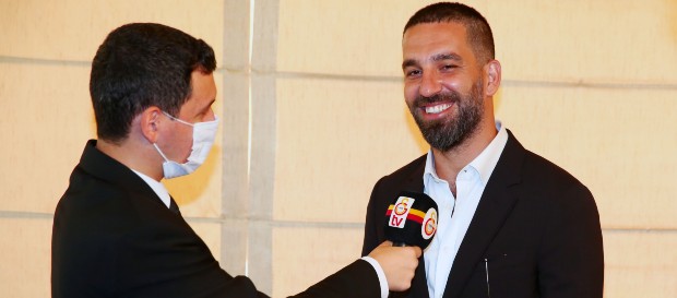 Арда Туран (справа), ФК Галатасарай 