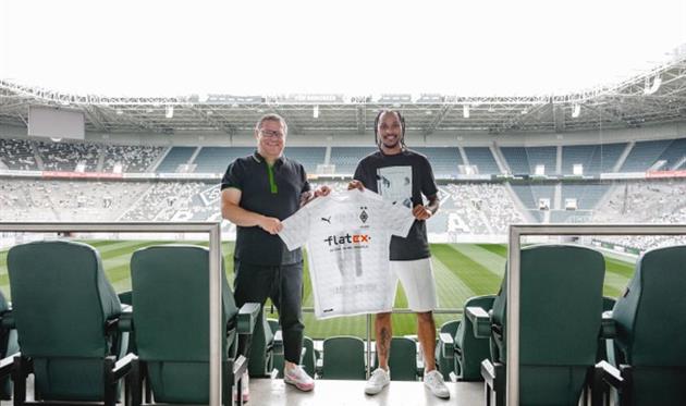 Валентино Лазаро, фото Боруссия М