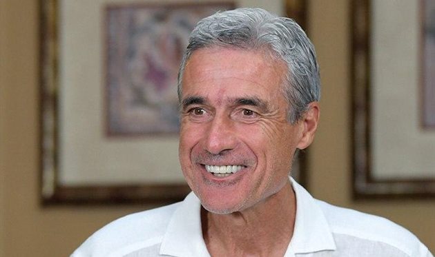 ЛУИШ КАШТРУ, ФОТО ШАХТЕР 