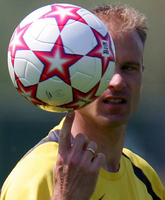 Деннис Бергкамп