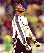 Карлос Камени