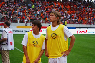 Егор Лугачев (справа) со своим партнером - Советкиным