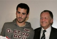 В Лионе не задержался