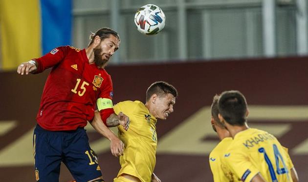 Испания - Украина, twitter.com/SeFutbol