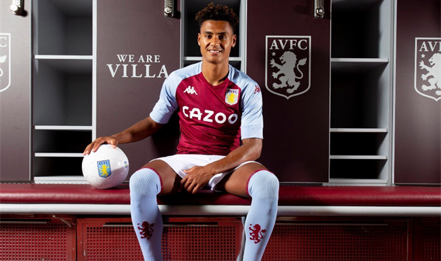 Олли Уоткинс, фото Астон Вилла