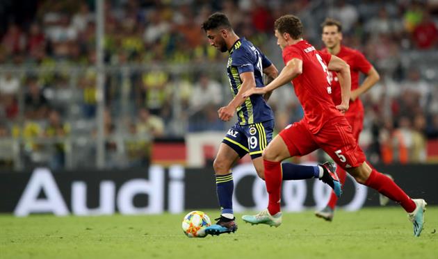 Аллахьяр Сайядманеш (с мячом), Getty Images