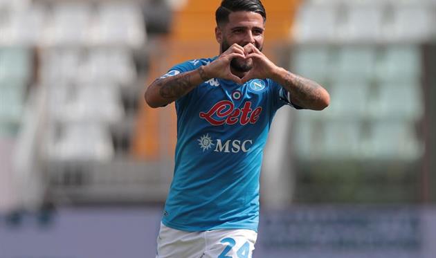 Лоренцо Инсинье празднует второй гол, GEtty Images