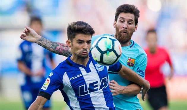 Какой-то парень справа не может поверить, что встретил сына Зидана, Getty Images