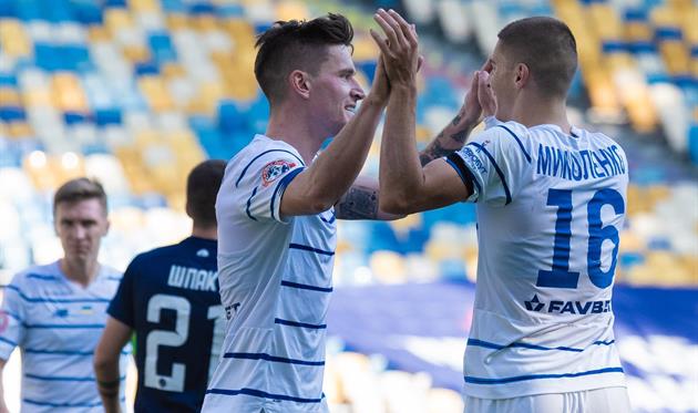 Динамо празднует победу над Минаем, ФК Динамо