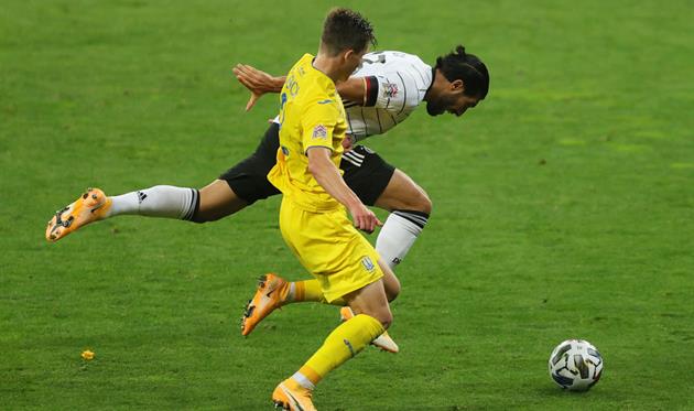 Эдуард Соболь и Эмре Джан, Getty Images