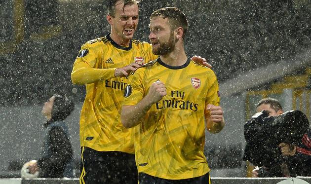 Роб Холдинг и Шкодран Мустафи, Getty Images