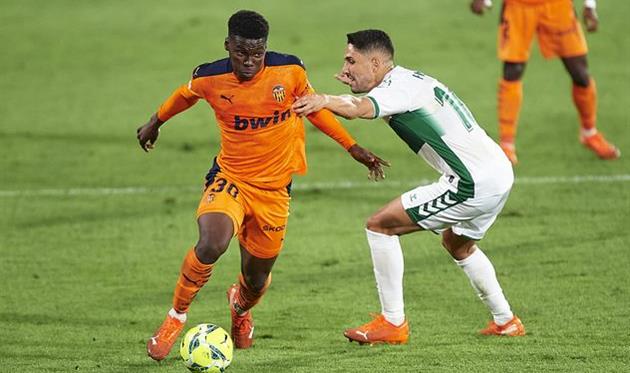 Юнус Муса в матче против Эльче, Getty Images