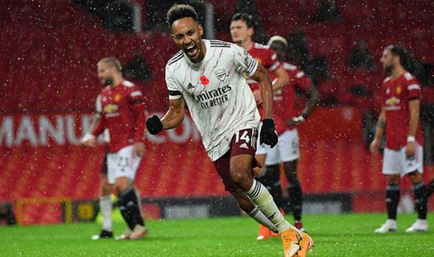 пьер-эмерик обамеянг - автор победного гола, getty images